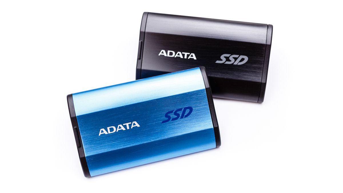 Adata SE800 Portable SSD Review: Compact and Waterproof Flash