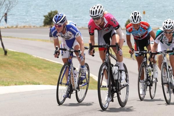 Rowena Fry (Jayco-AIS) and Sue Forsyth (Pitcher Partners) chase Maclean