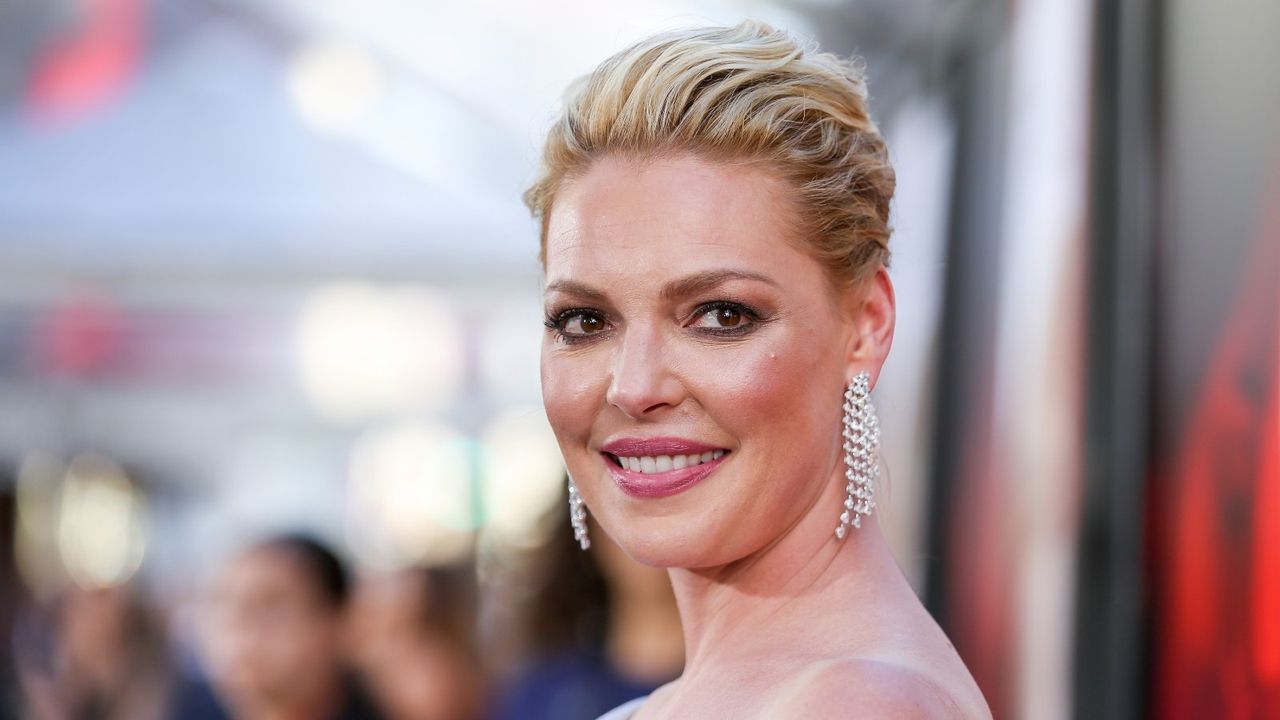 HOLLYWOOD, CA - APRIL 18: Actor Katherine Heigl attends the premiere of Warner Bros. Pictures&#039; &quot;Unforgettable&quot; at TCL Chinese Theatre on April 18, 2017 in Hollywood, California. (Photo by Rich Fury/Getty Images)