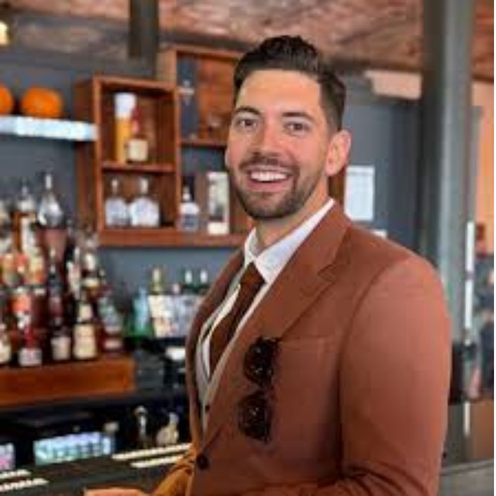 headshot of Ryan Wenham from Larsen Architecture