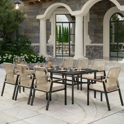 Summer Outdoor Entertaining Essentials