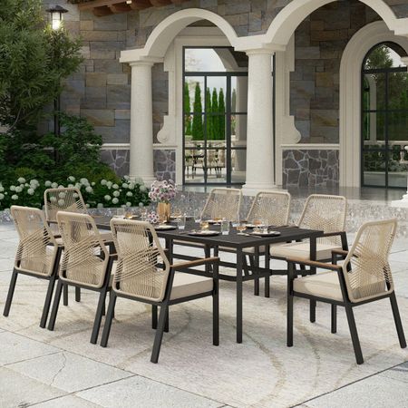Summer Outdoor Entertaining Essentials