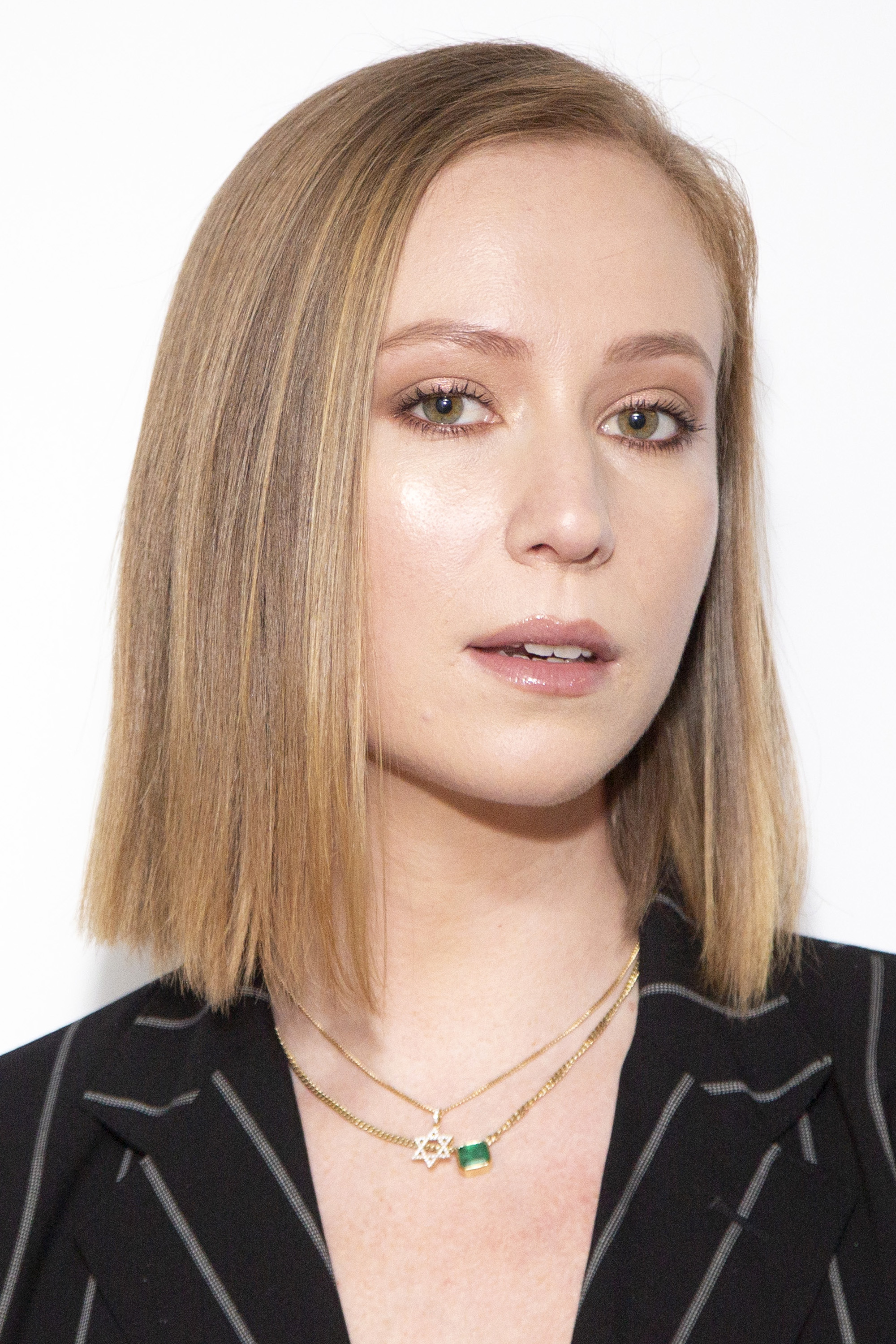 bronde - Hannah Einbinder