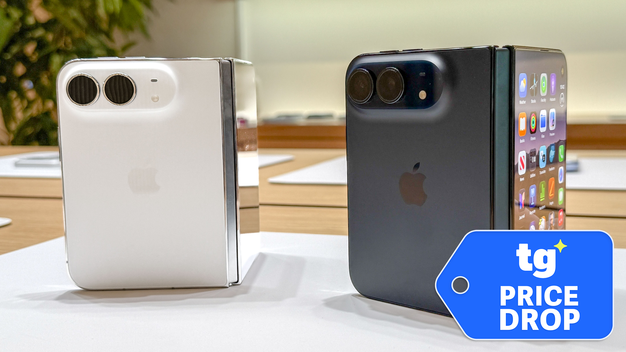 iPhone Duo shown in Star White and Night Sky