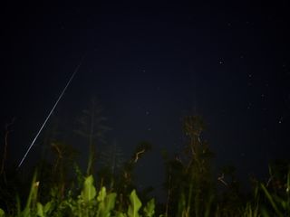 Photographer Jorge Colomer captured this shot of a Geminid meteor over Trujillo Alto, Puerto Rico.