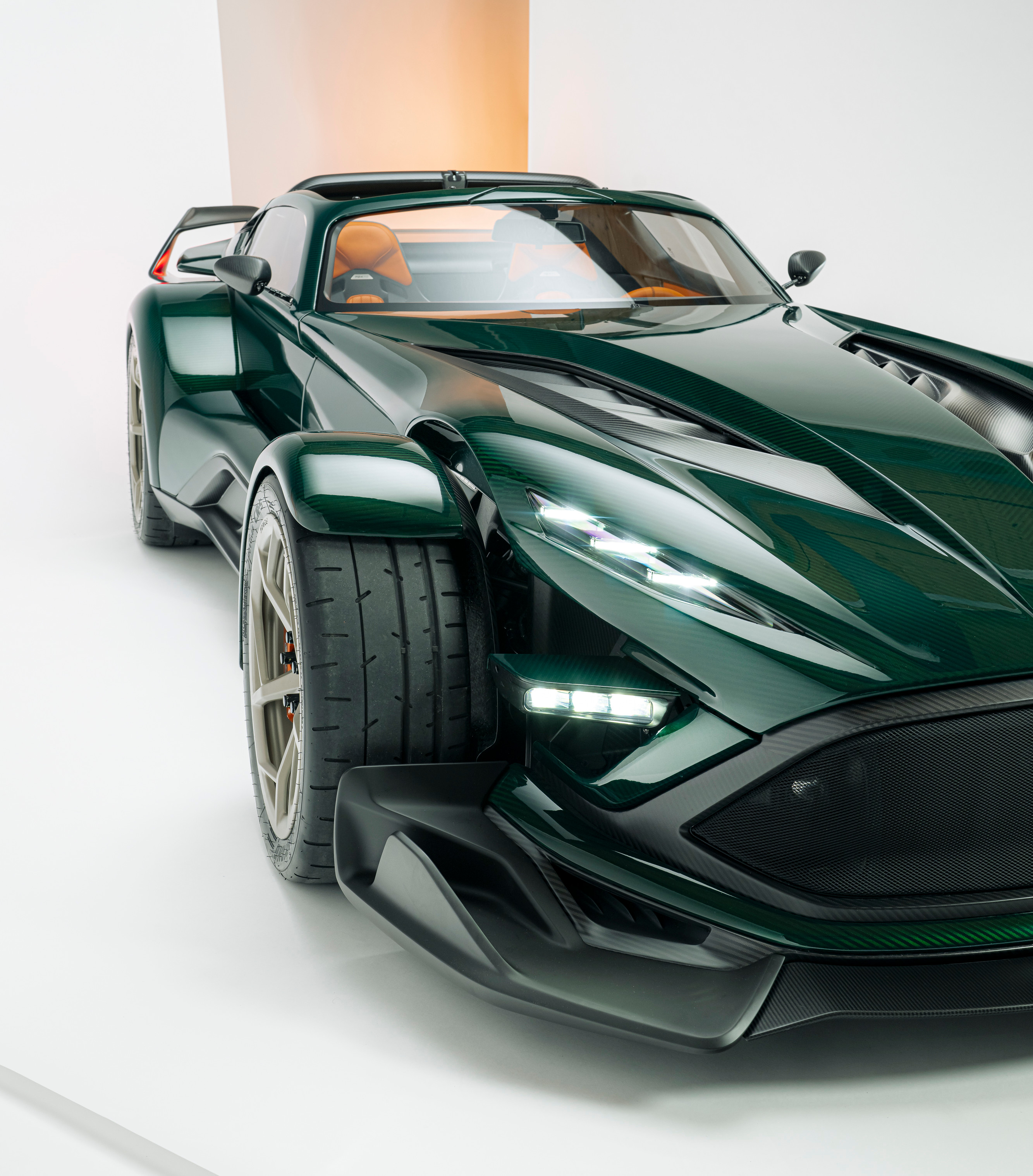 The Aero Blade headlights fold away when not in use