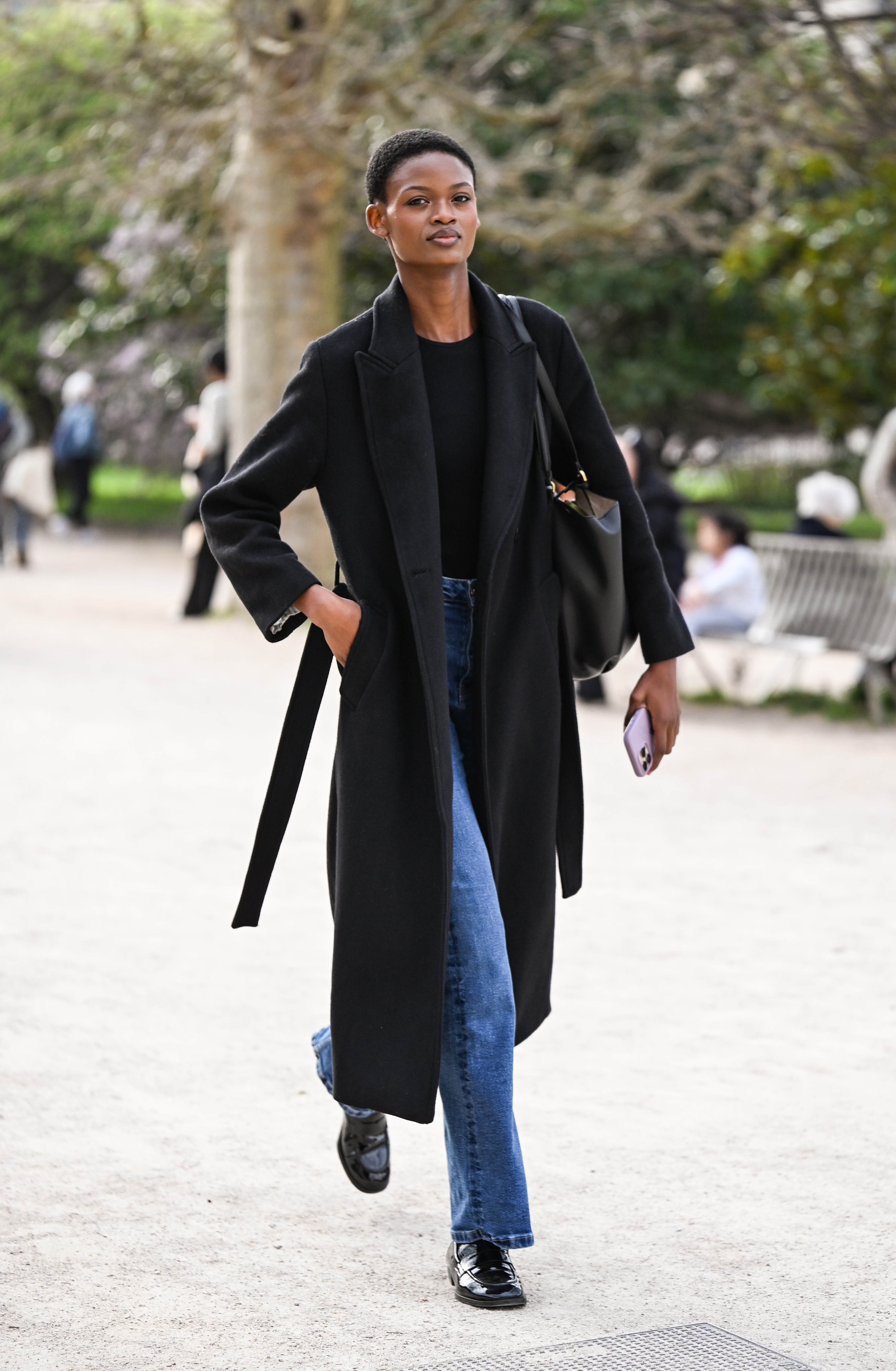 Paris street style outfit.
