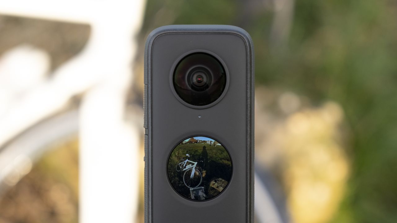 Insta360 One X2