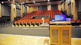 A lecture hall equipped with Extron solutions. 