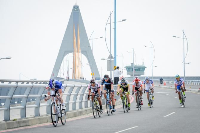 The break building their lead