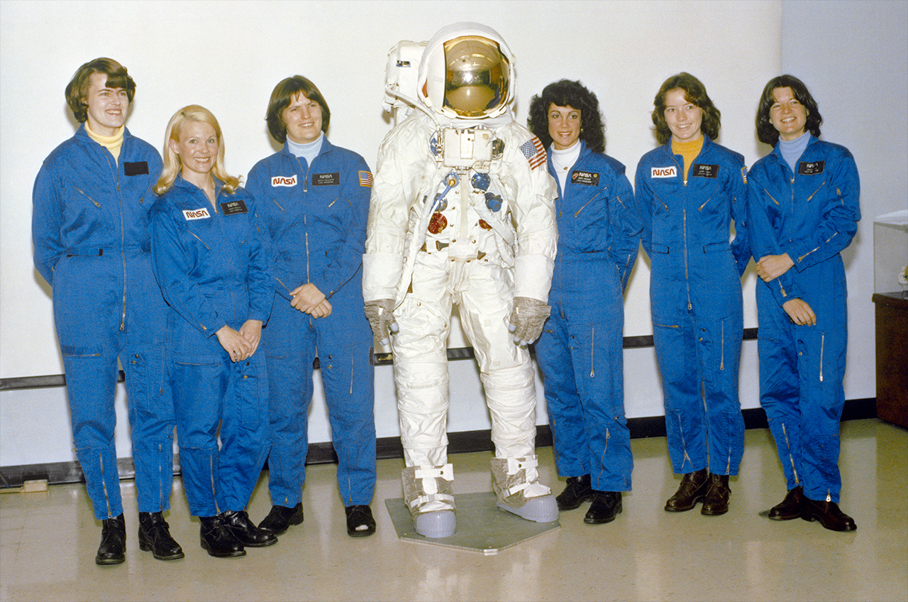'The Six' author Loren Grush: 1st female astronauts set example for picking woman to land on moon