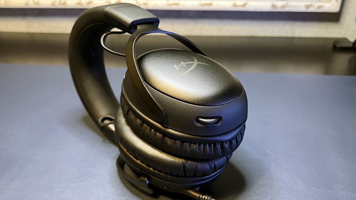 HyperX Cloud III