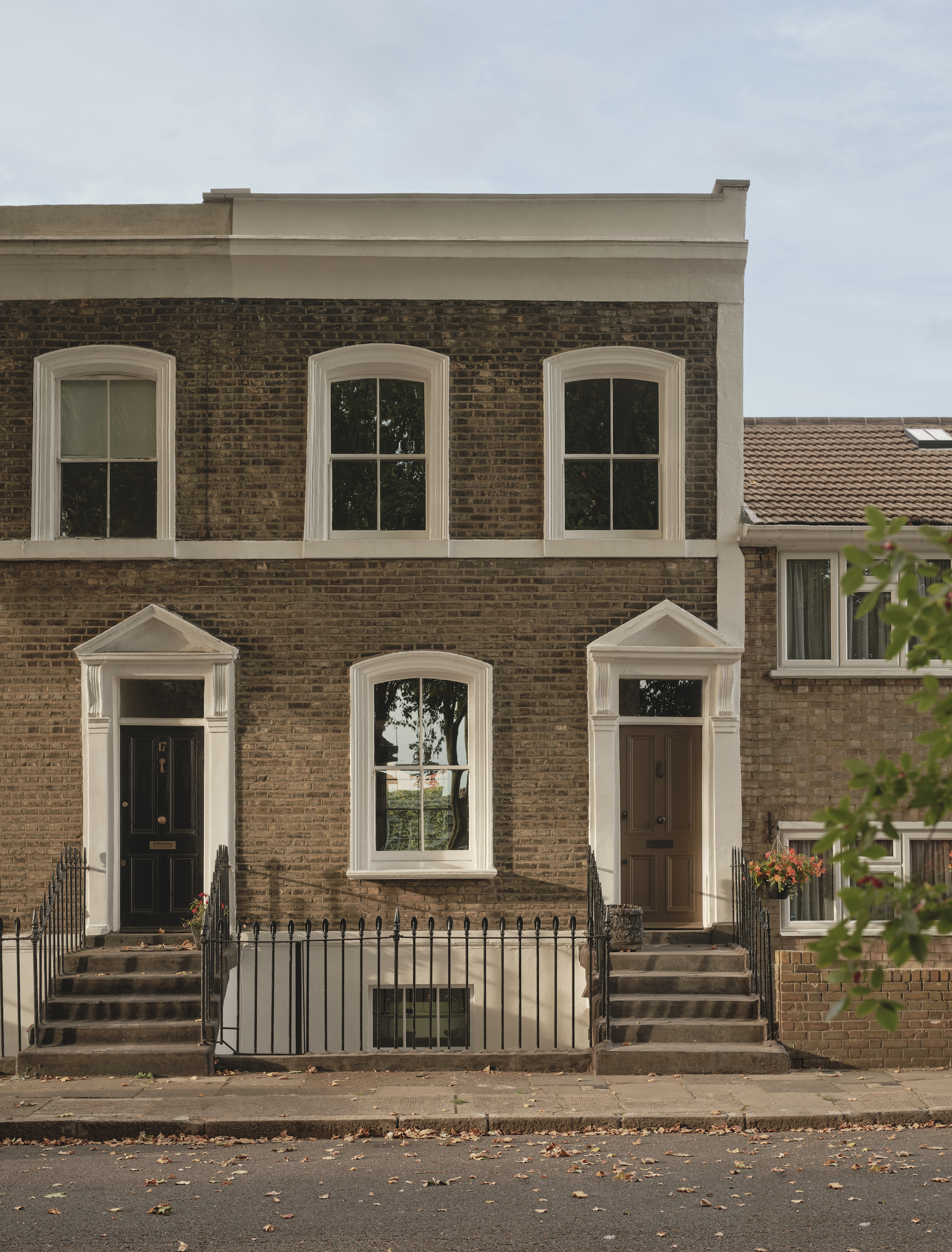 Heion house by studio hagen hall is a london terrace house reimagined through warm timbers and contemporary minimalism