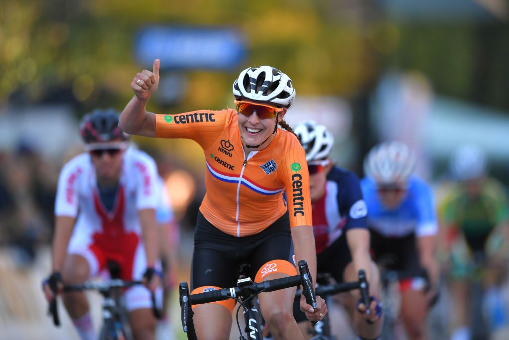 Lucinda Brand celebrates for her teammate
