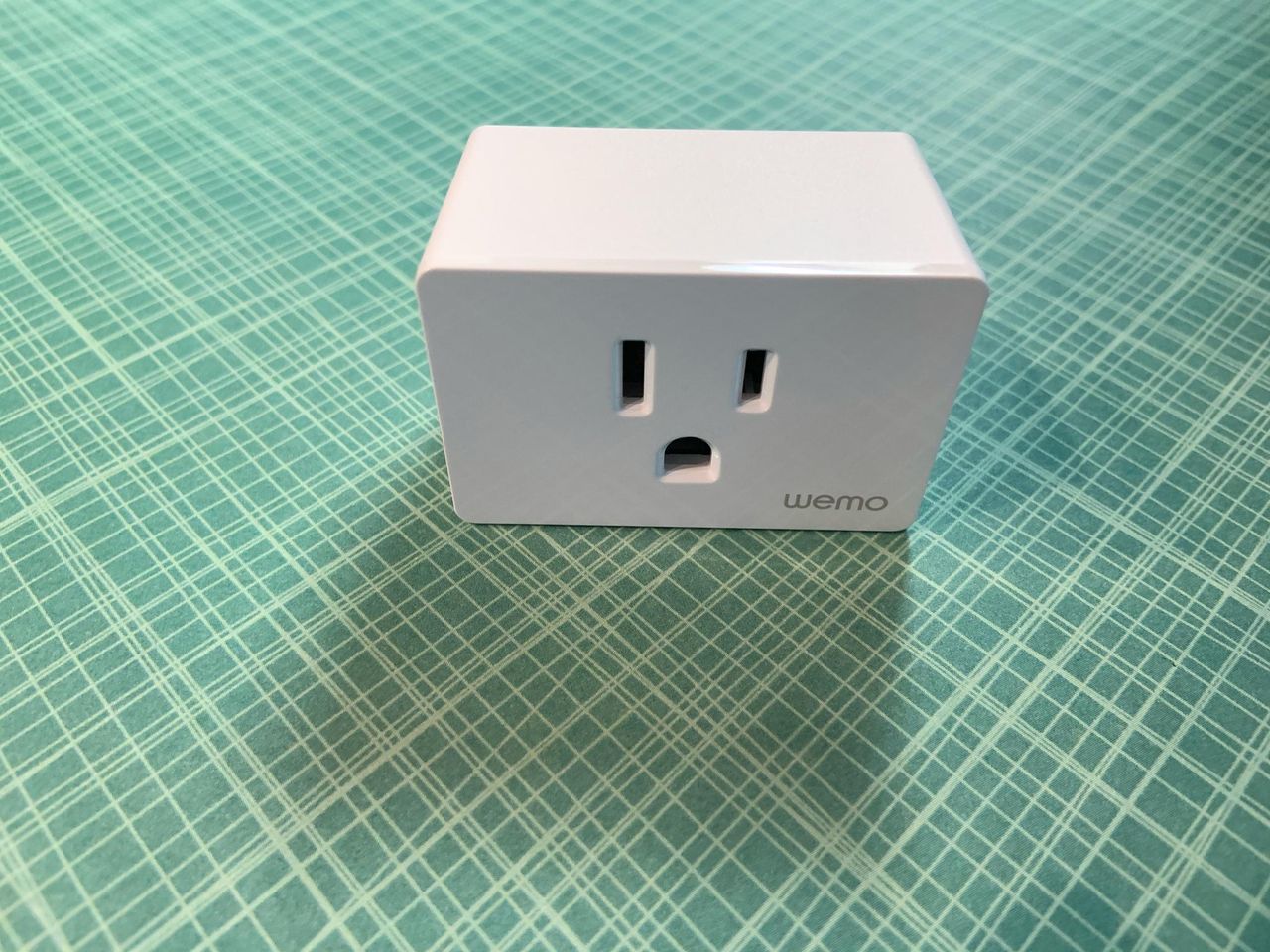 Wemo Wifi Smart Plug front view