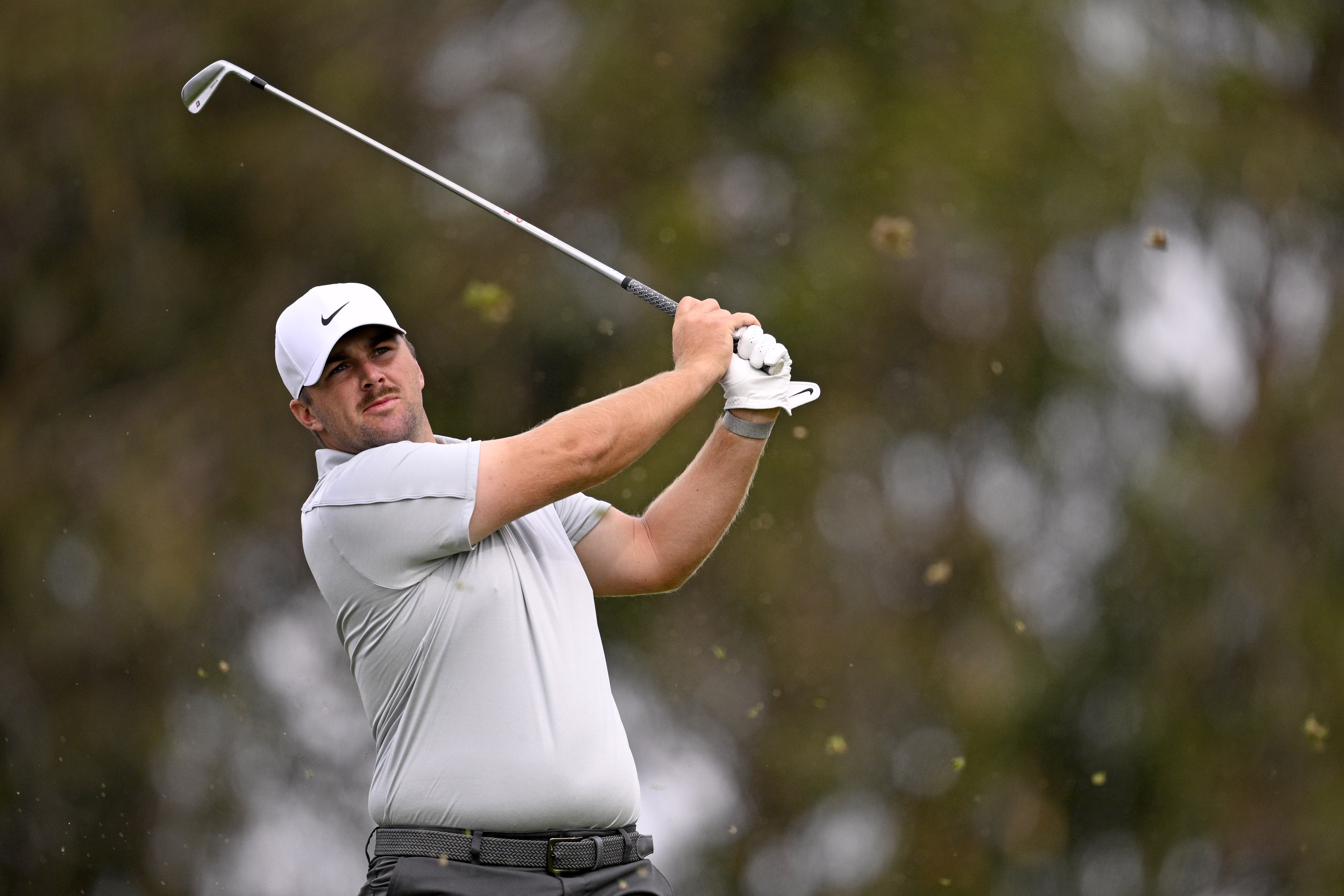 Chris Gotteup hits an iron off the tee