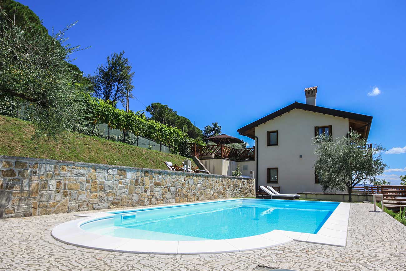 friuli wine property listed by Christie's and Romolini