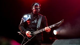 Wes Borland performs onstage with Limp Bizkit at the Wembley Arena in London on April 17, 2023