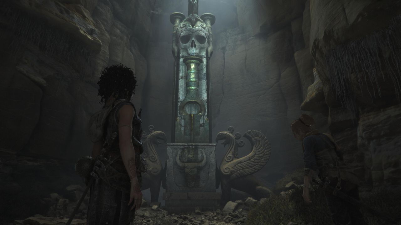Screens from a fantasy video game set in ancient greek ruins