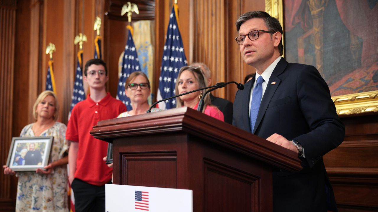 House clears GOP’s $70B ICE bill with no guardrail
