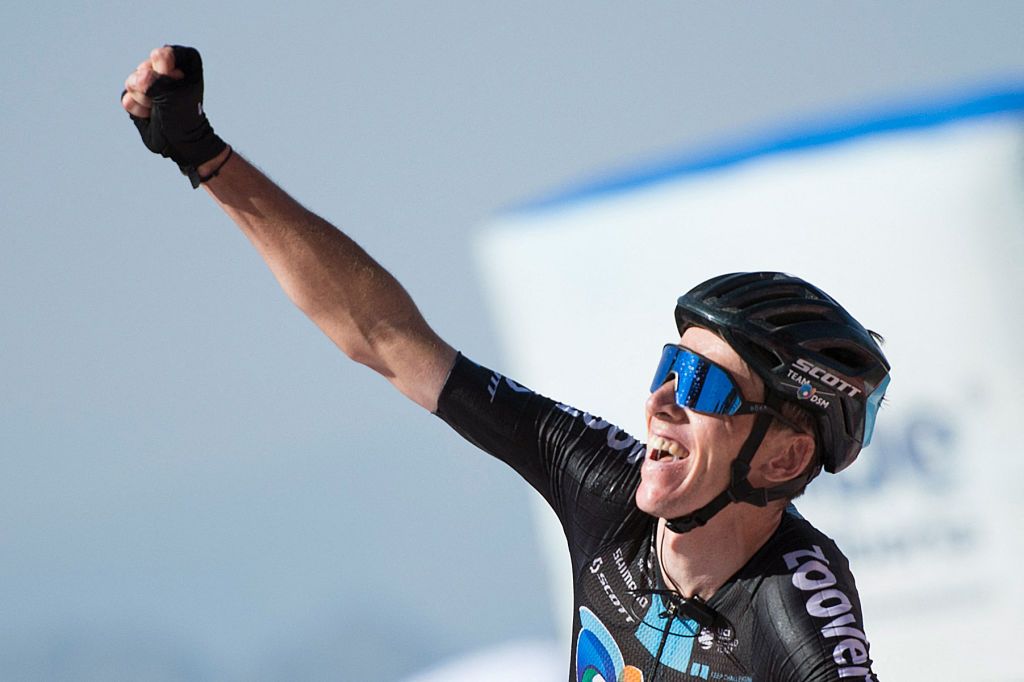 Team Sunwebs French rider Romain Bardet celebrates as he wins the 14th stage of the 2021 La Vuelta cycling tour of Spain a 1657 km race from Don Benito to Pico Villuercas close to Navezuelas on August 28 2021 Photo by JORGE GUERRERO AFP Photo by JORGE GUERREROAFP via Getty Images