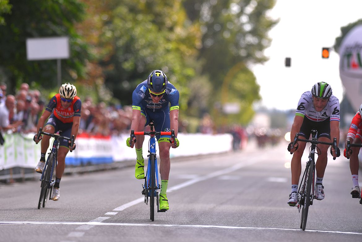 Stephen Cummings (Dimension Data) edges out Egan Bernal and Frederik Backaert