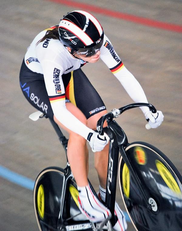 Miriam Welte (Germany) en route to qualifying 6th in the women's sprint.