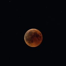 Moon, Celestial event, Astronomical object, Night, Atmosphere, Sky, Atmospheric phenomenon, Midnight, Lunar eclipse, Darkness, 