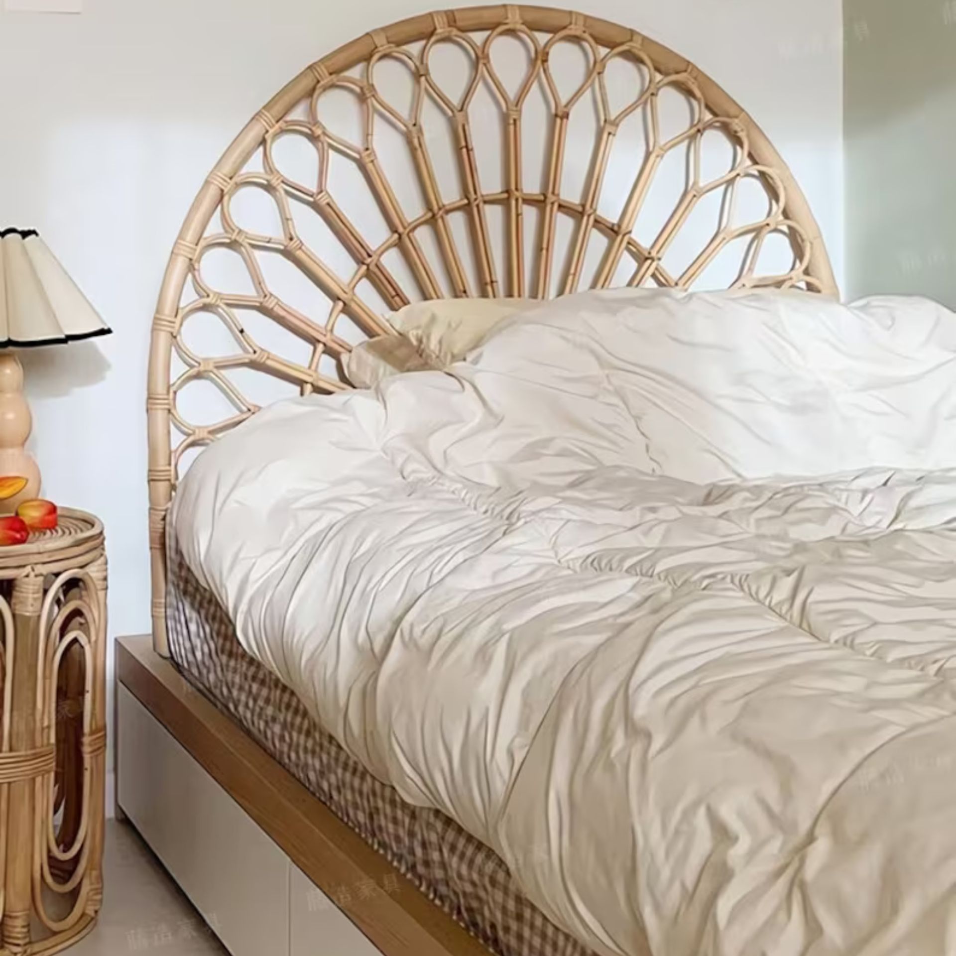 kepala tempat tidur rotan bumblecollective