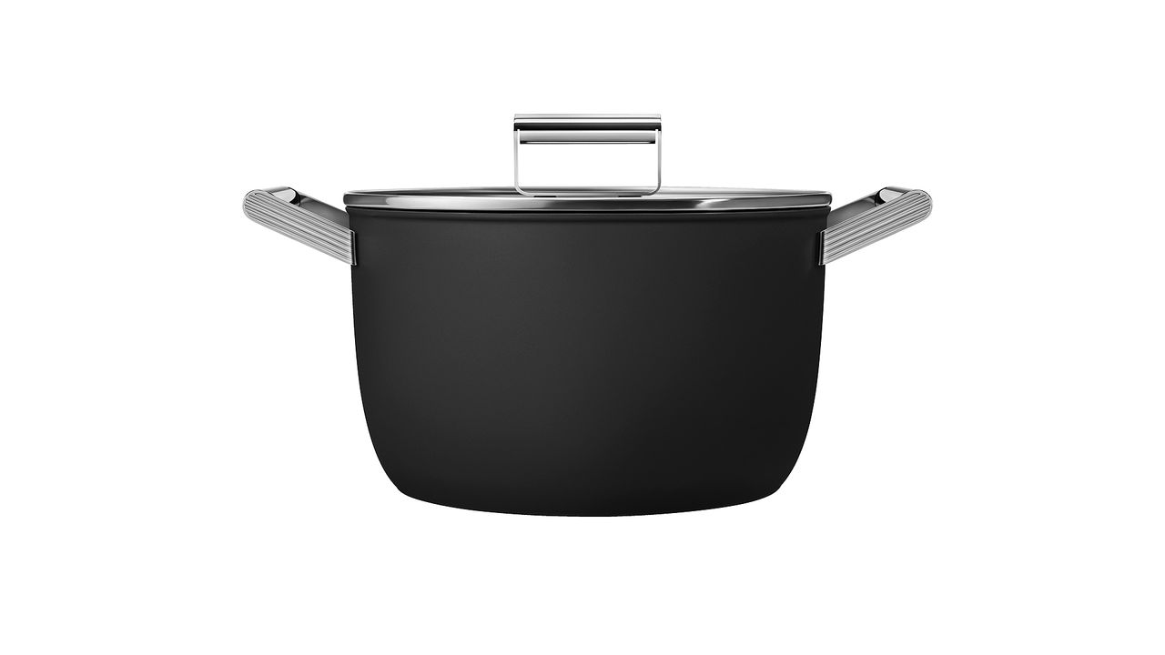 Smeg cookware range