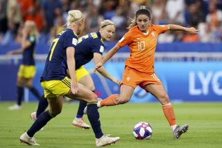 Danielle Van De Donk has accused the US team of arrogance