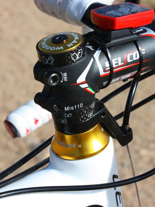 The 20mm cone on the Woodman Components Axis IC Comp 20 headset means there are fewer spacers required to get the desired stack.