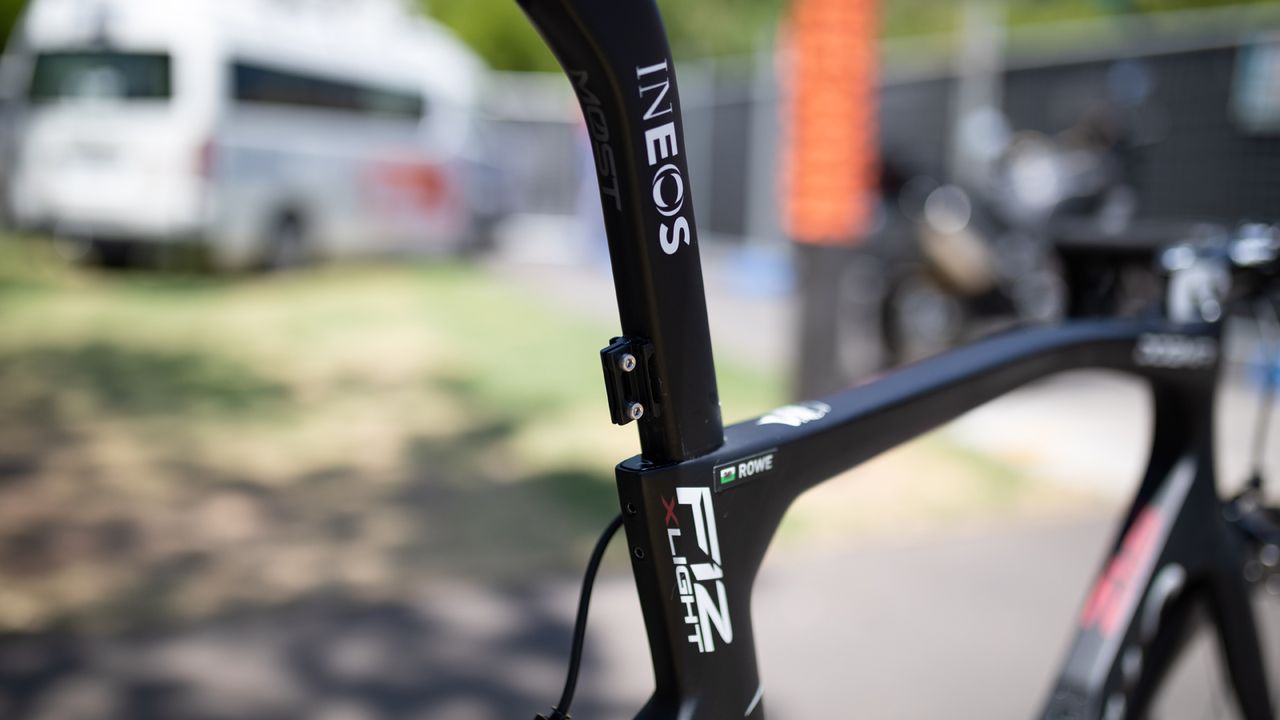 Luke Rowe's Pinarello Dogma F12 XLight