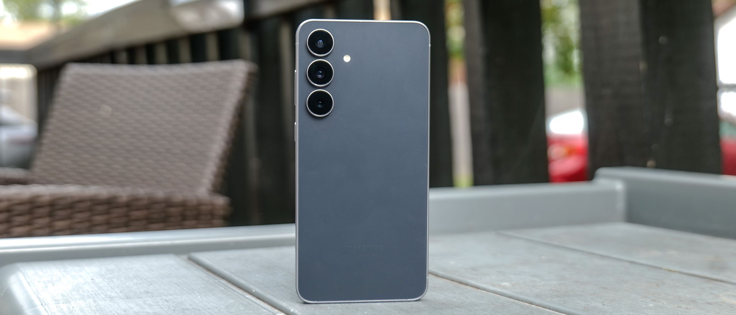 Samsung Galaxy S25 FE review: A mid-range phone that falls flat