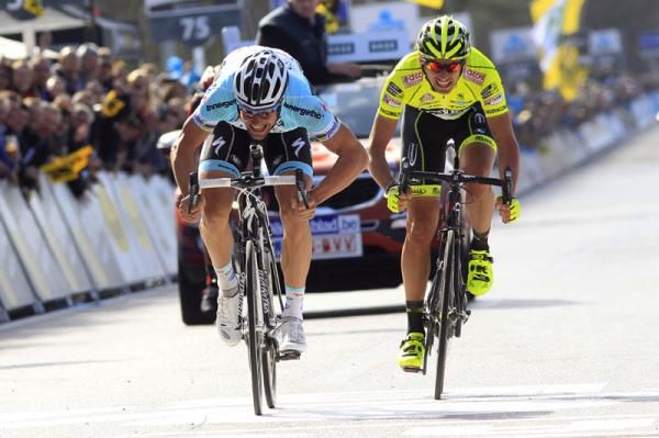 Boonen gets the better of Pozzato at the death to win the Tour of Flanders