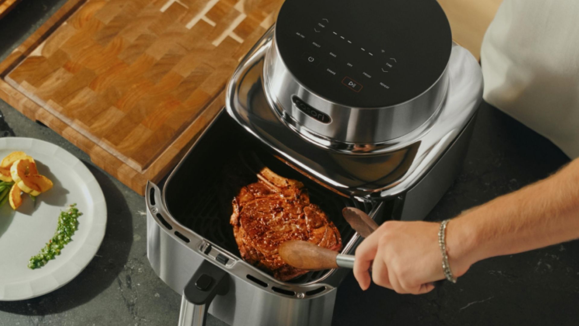Cosori iconic air fryer