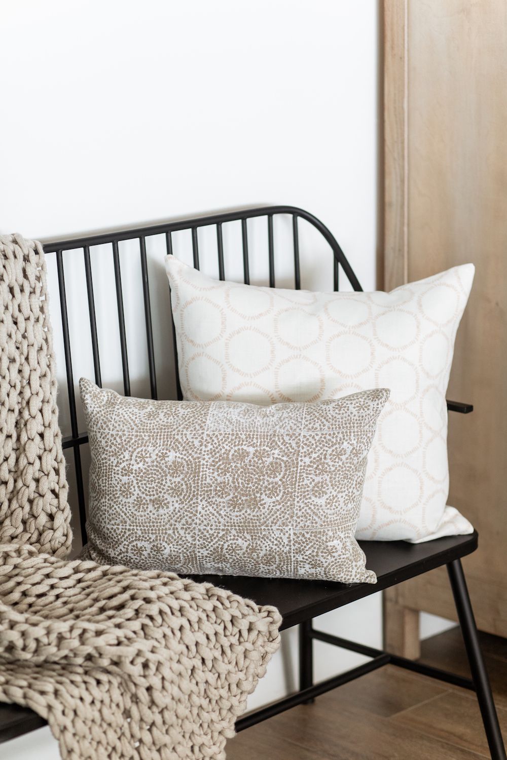 How To Style Cushions 5 Tricks For Styling Cushions Like A Designer