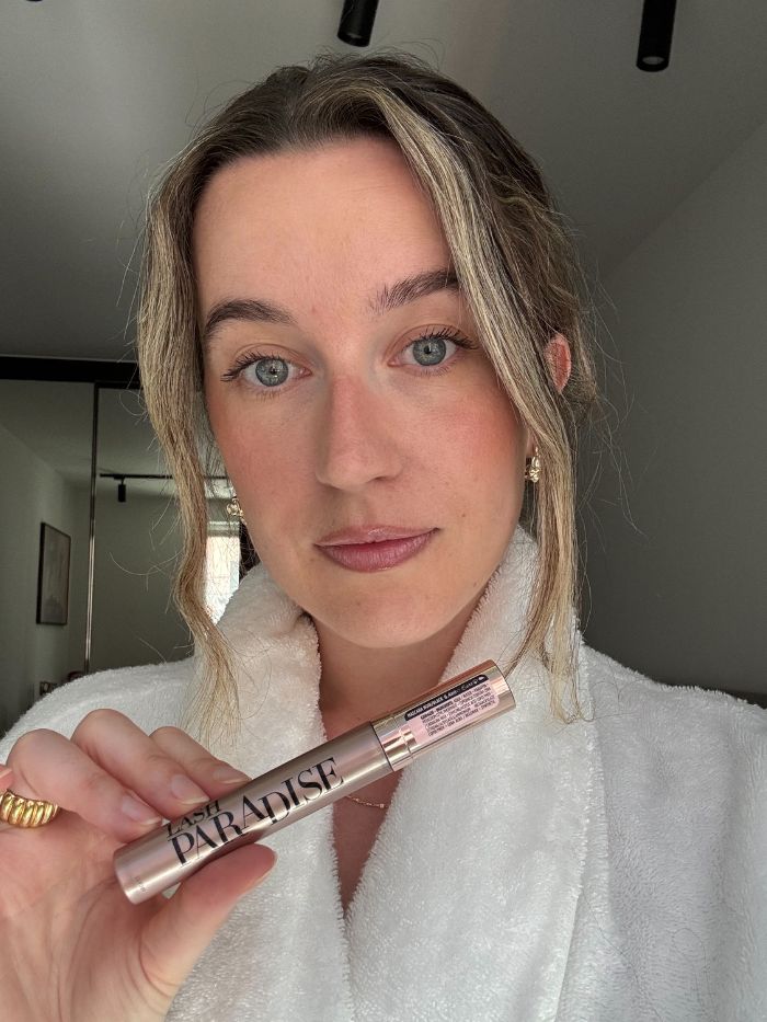 Deputy beauty editor Grace Lindsay testing the L'Or&amp;eacute;al Paris Paradise Mascara