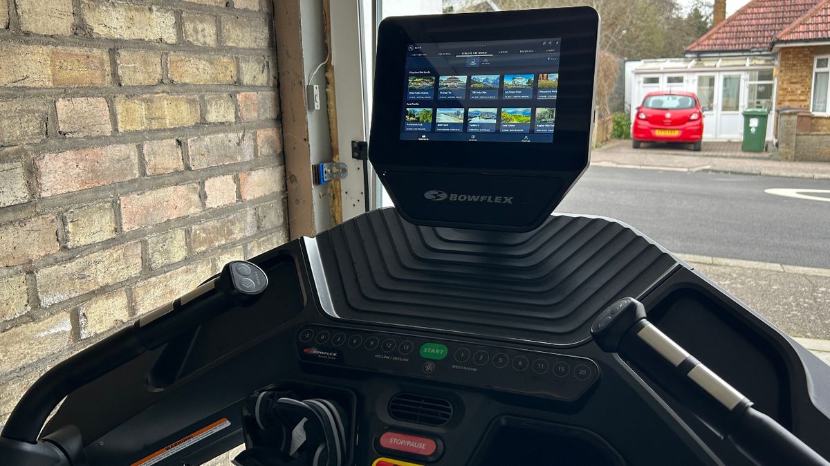 connect bowflex to peloton app