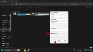 A screenshot of the File Explorer on Windows 11, with red arrows pointing at the Quick Format option and the Start button in the hard drive formatting window. 