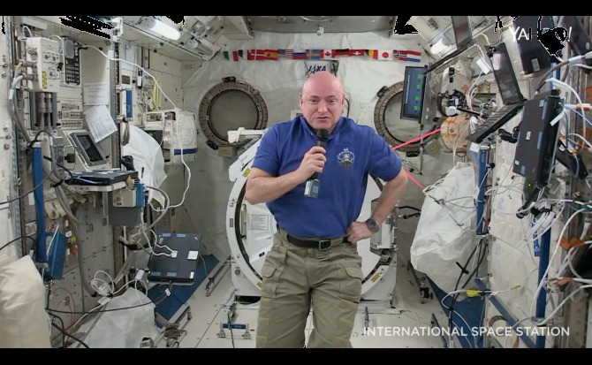 Scott Kelly Talks to Journalist Katie Couric