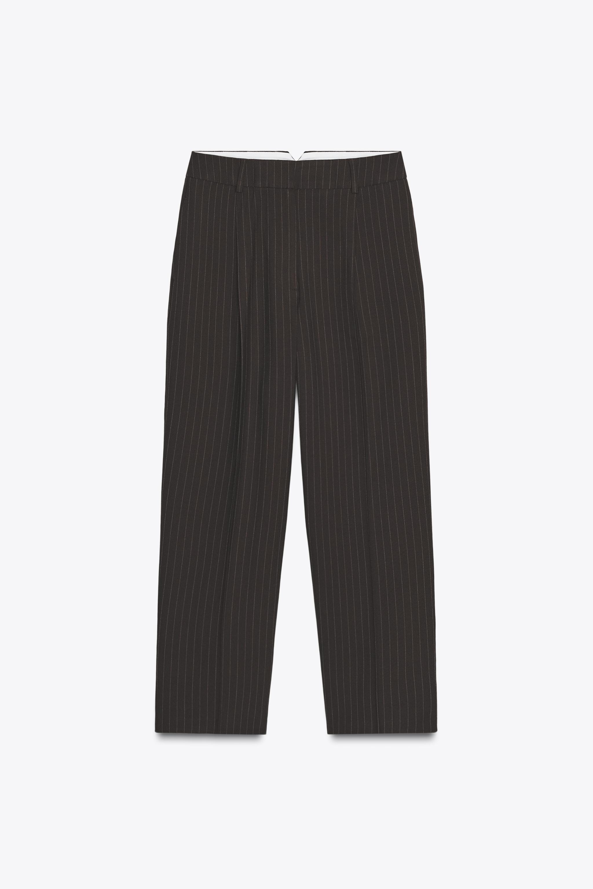 Pleated Tapered Pants