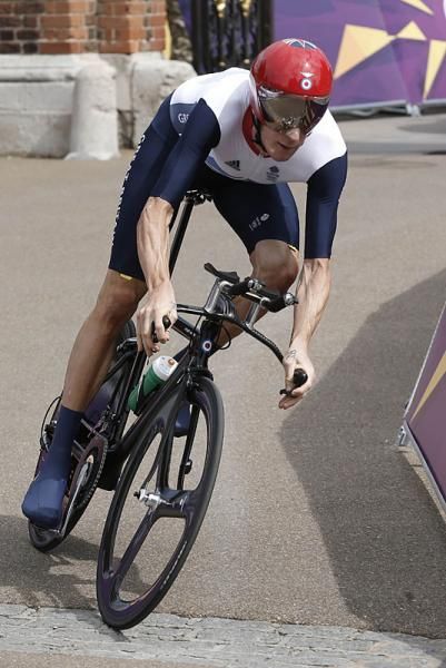 Bradley Wiggins (Great Britain) in a gold medal winning ride