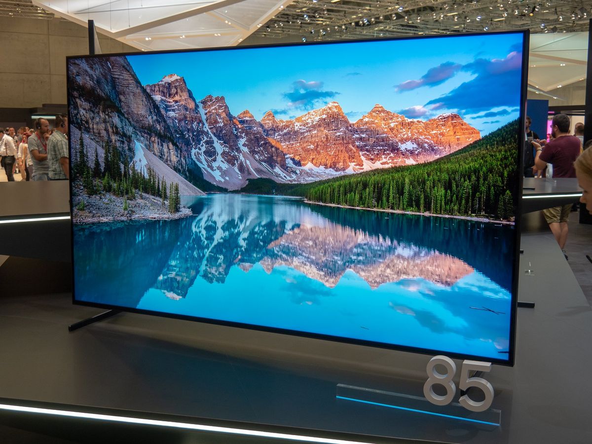 Диагональ самсунг 8. Samsung OLED 8k. Телевизор LG 75 дюймов 2020 OLED. Телевизор Samsung 8k Smart TV. 8k телевизор Samsung.