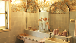 Bathroom with floral wallpaper