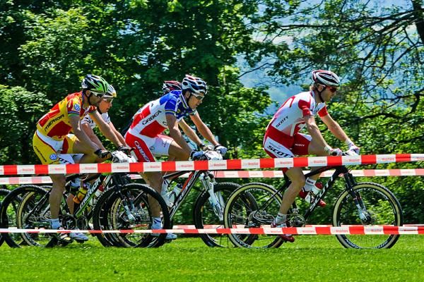 Julien Absalon (Orbea) sits near the front of the men's bunch during the start loop.