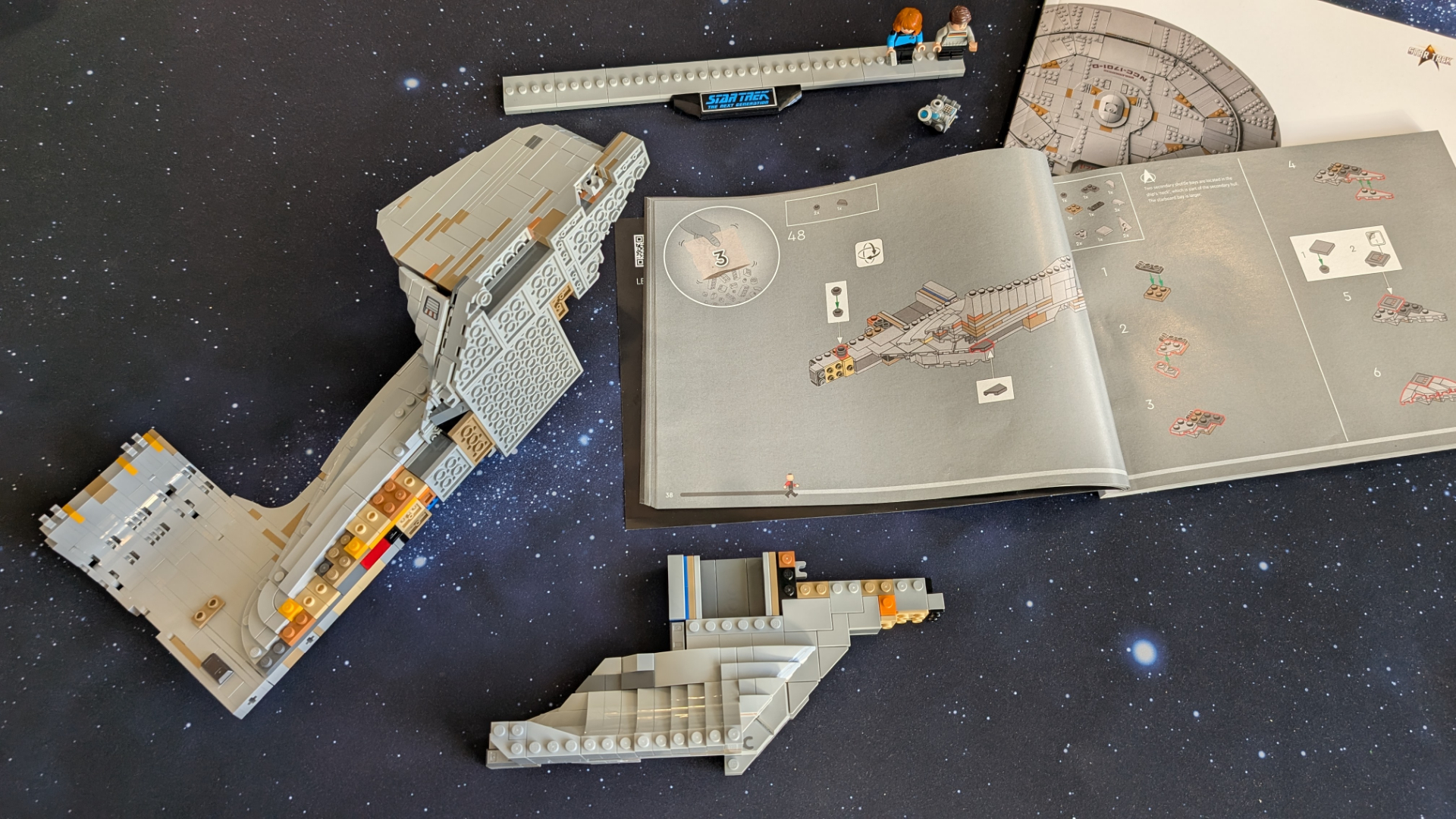 Lego U.S.S. Enterprise NCC-1701-D