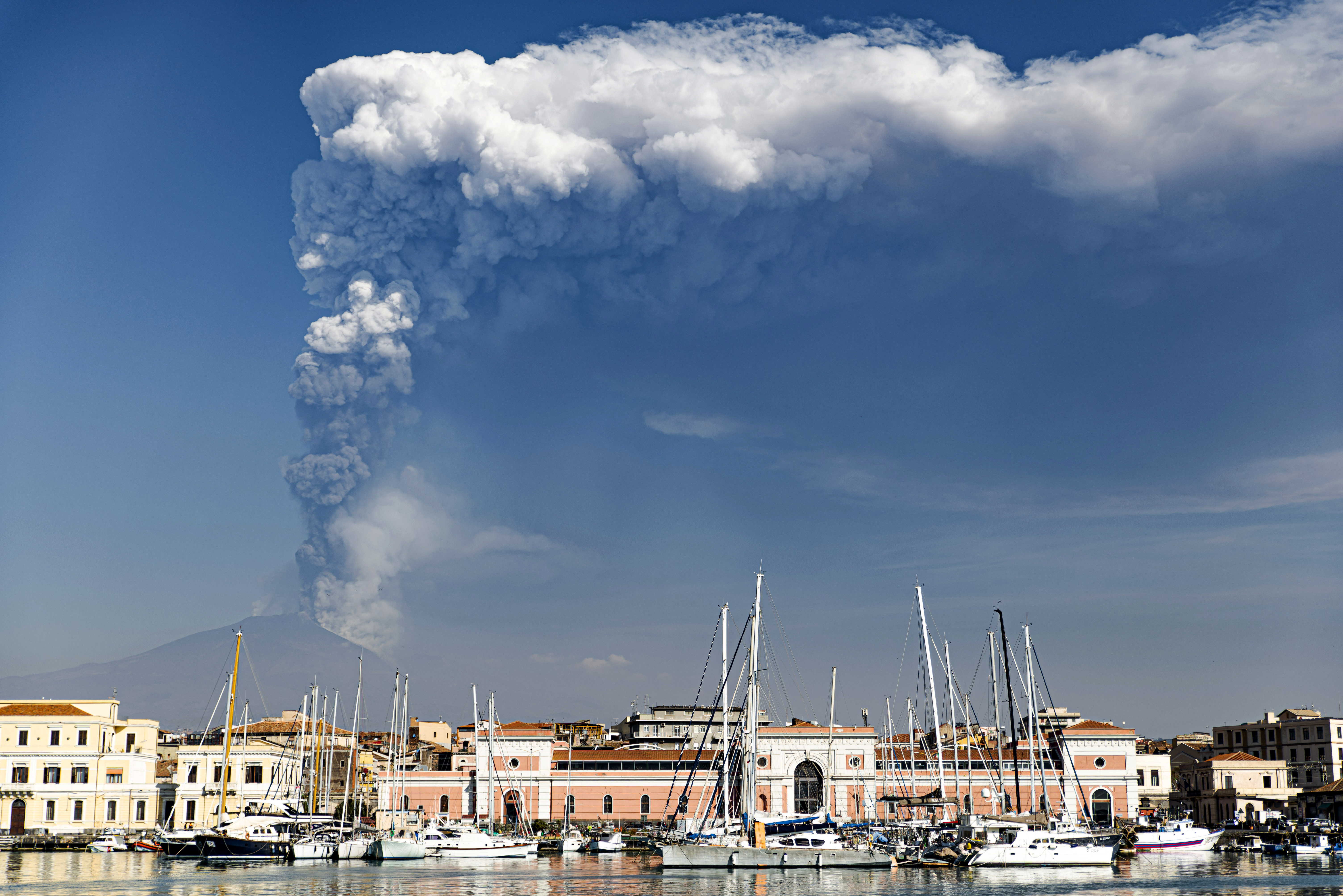 Italy s Mount Etna erupts forcing airport closure The Week