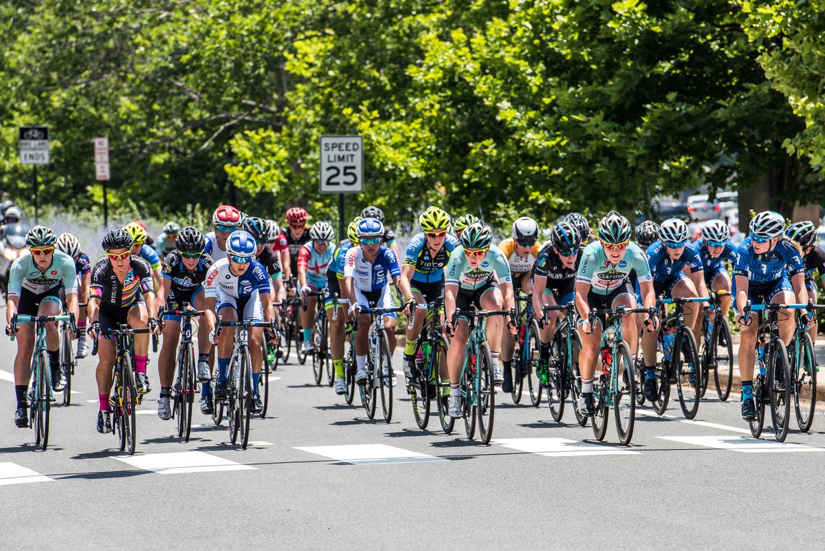 The women bunch up before the last few laps