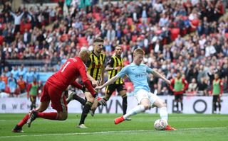 Kevin De Bruyne scores for Manchester City against Watford in the 2019 FA Cup final